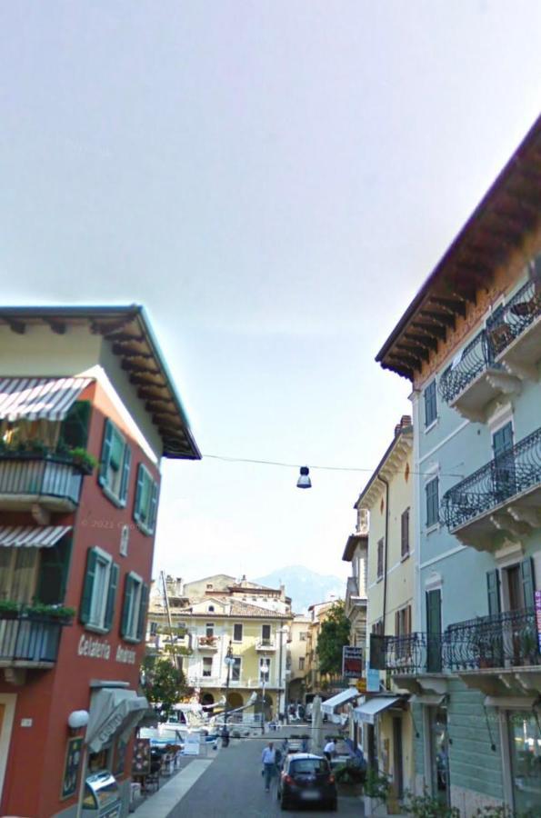 Turazza Apartments Malcesine Bagian luar foto